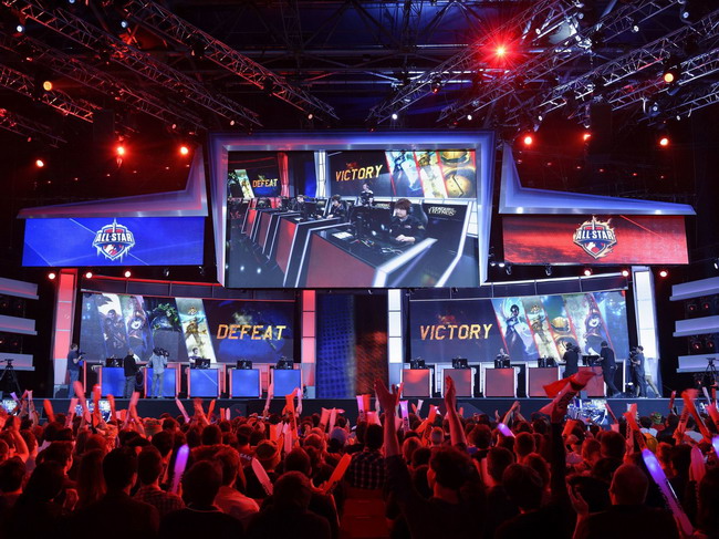 2025LPL全明星：Jiejie、Meiko、 Scout上榜 你心中的年度MVP是谁