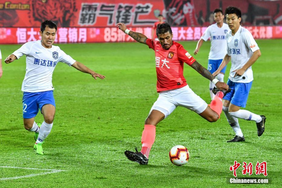 1月14日下午15：00，2023英雄联盟职业联赛（LPL）春季赛第一周第一天的比赛即将到来
